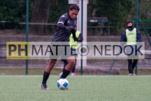 25.11.22 u19 12ª 097